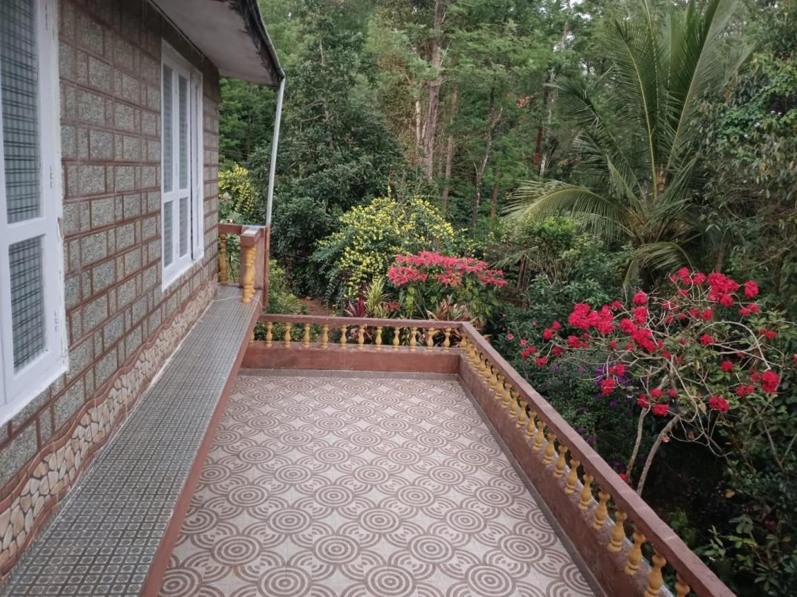 Hill Side Estate Apartment Madikeri Ngoại thất bức ảnh